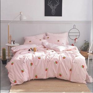 Pink Strawberry Duvet Cover Set Full/Queen Size
